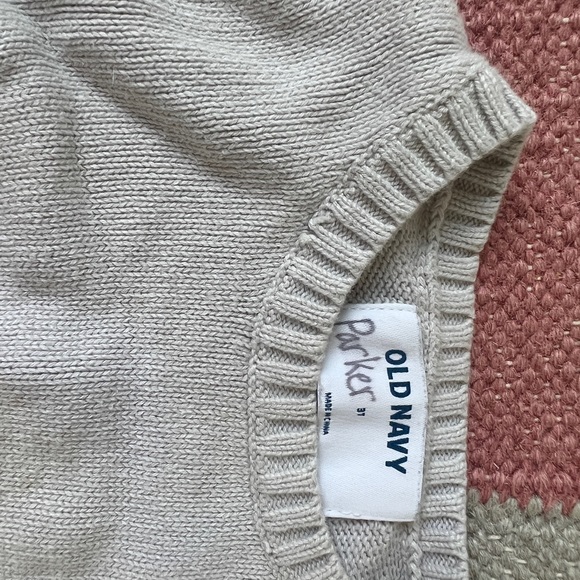 Old Navy toddler sweater - cheetah - Picture 2 of 2